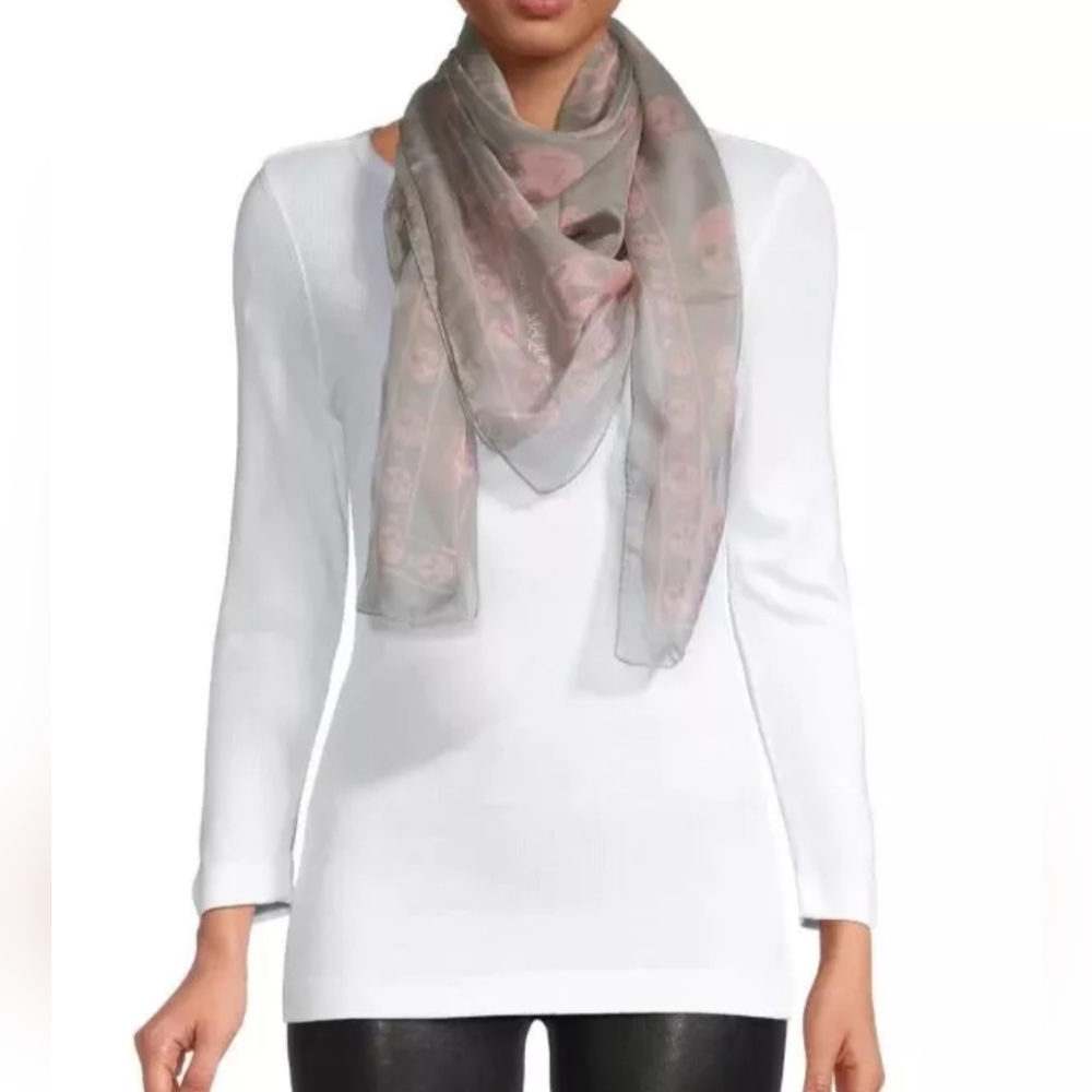 NWT ALEXANDER MCQUEEN Muted Silk Chiffon Skull Scarf Grey / Pink 💫HOST PICK💫 - Picture 3 of 7